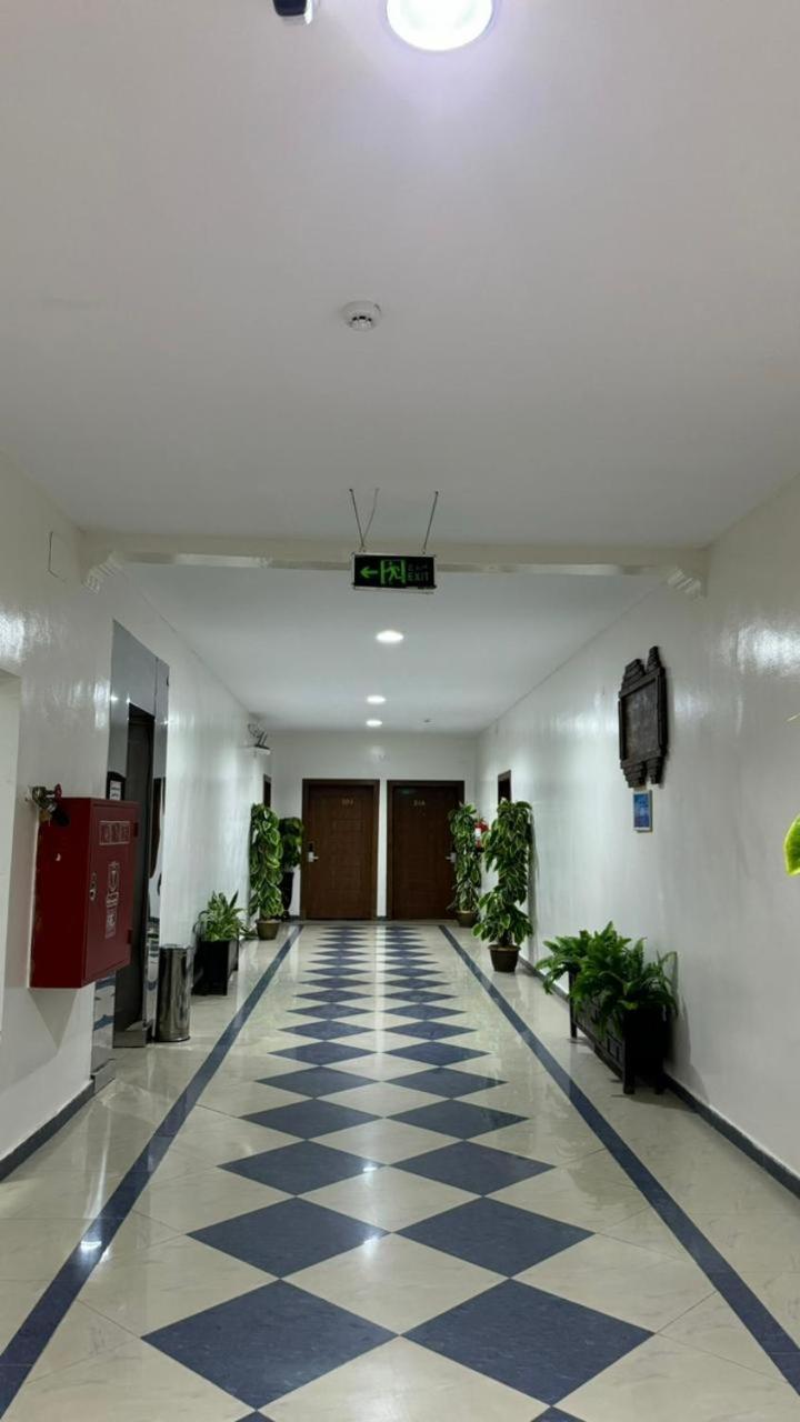 Lavina Hotel Apartments Sakaka Bagian luar foto